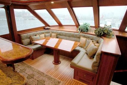 President 70 Skylounge Pilothouse