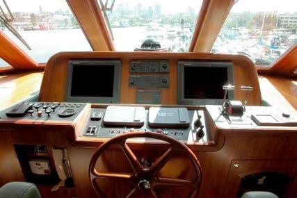 President 70 Skylounge Pilothouse