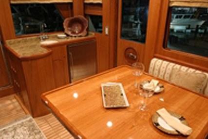 President 70 Skylounge Pilothouse