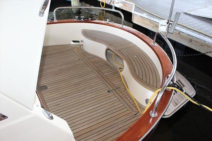 Apreamare 7.5m Semi-Cabin