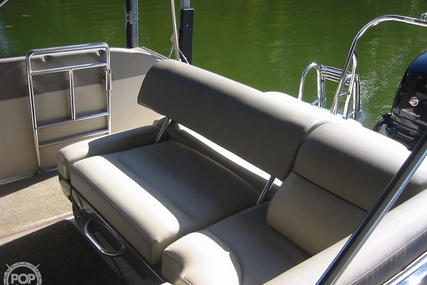 Bayliner Element Xr7