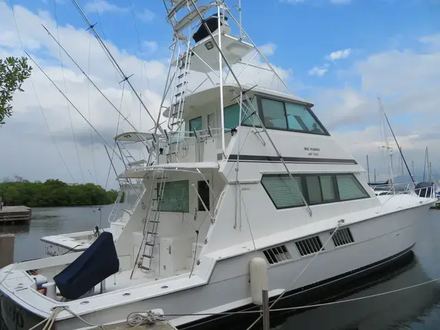 Hatteras 65 Convertible Enclosed Bridge