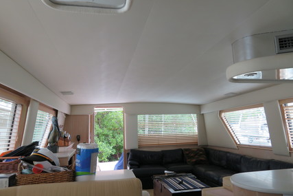 Hatteras 65 Convertible Enclosed Bridge