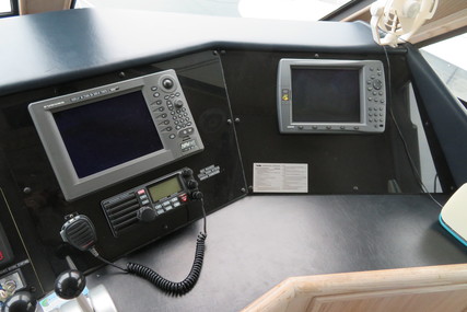 Hatteras 65 Convertible Enclosed Bridge