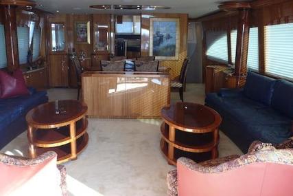 Hatteras Sky Lounge Motor Yacht