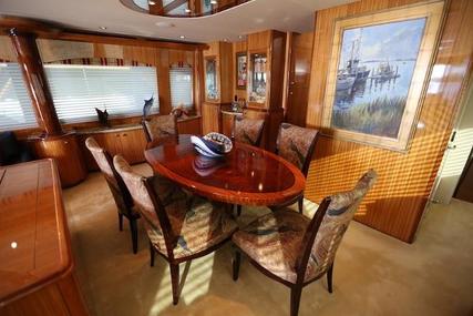 Hatteras Sky Lounge Motor Yacht