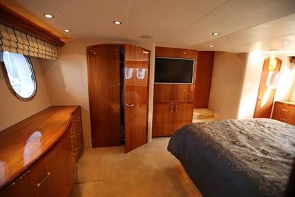 Hatteras Sky Lounge Motor Yacht