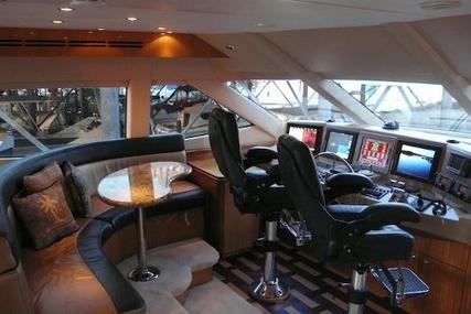 Hatteras Sky Lounge Motor Yacht