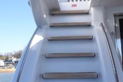 Hatteras Sky Lounge Motor Yacht