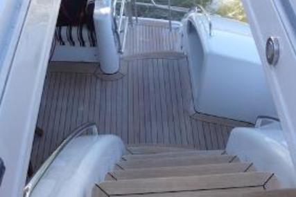 Hatteras Sky Lounge Motor Yacht