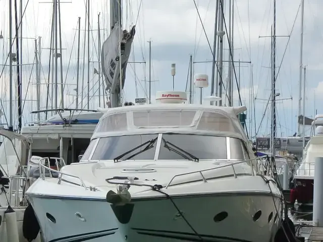 Sunseeker Predator 54