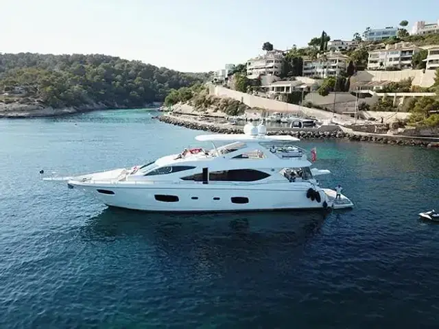 Sunseeker Flybridge Motor Yacht