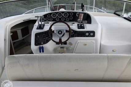 Chris-Craft 328 Express Cruiser