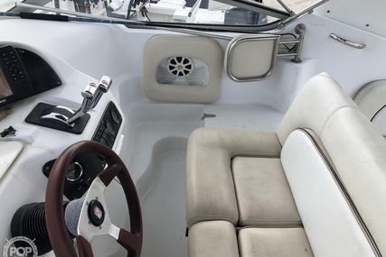 Chris-Craft 328 Express Cruiser