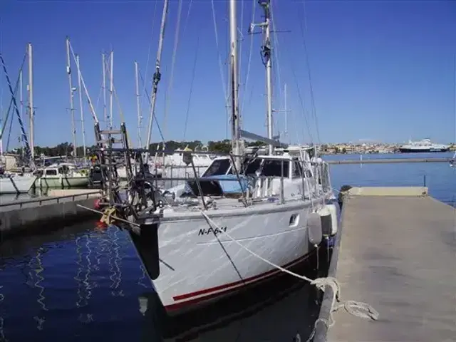 Ferretti Yachts Altura 42