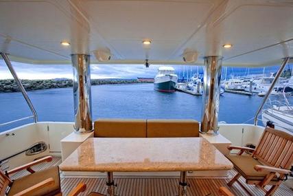 Alaskan Custom Skylounge Pilothouse