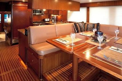 Alaskan Custom Skylounge Pilothouse