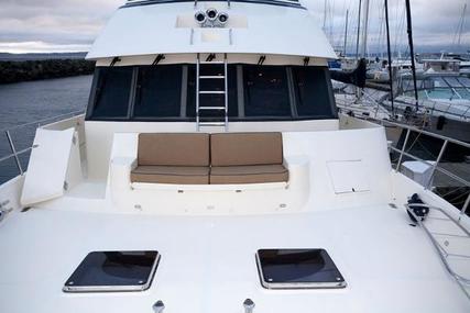 Alaskan Custom Skylounge Pilothouse