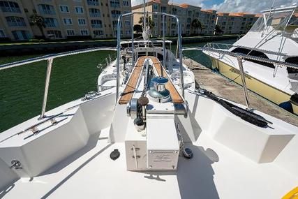 Hatteras 70 Long Range Cruiser