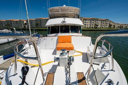 Hatteras 70 Long Range Cruiser