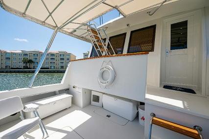 Hatteras 70 Long Range Cruiser