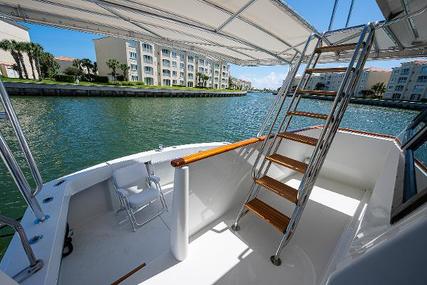 Hatteras 70 Long Range Cruiser