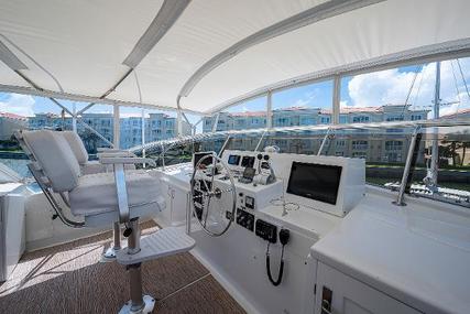 Hatteras 70 Long Range Cruiser