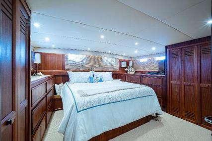 Hatteras 70 Long Range Cruiser