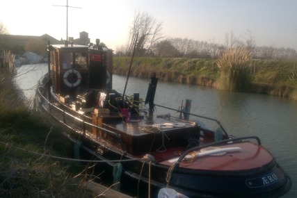 Custom Boats Converted Tug Boat