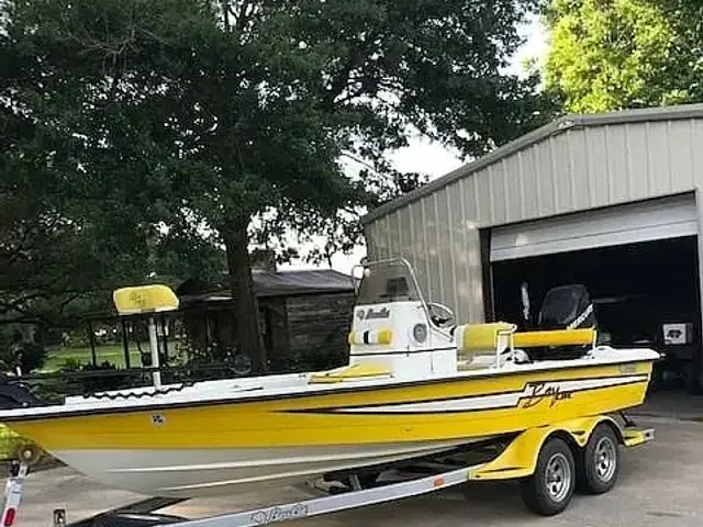 Bass Cat Bay Cat 22