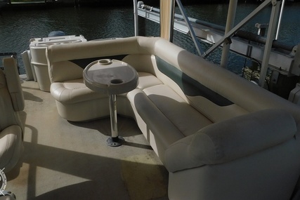 Premier Pontoons 201 Explorer