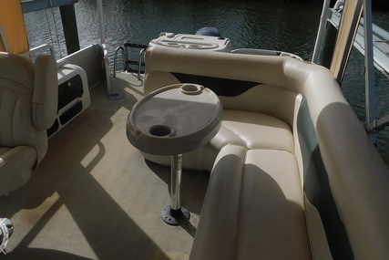 Premier Pontoons 201 Explorer