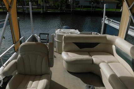 Premier Pontoons 201 Explorer