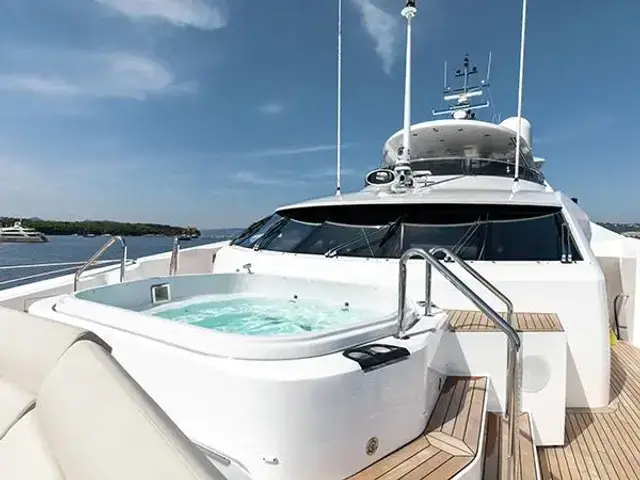 Sunseeker Yacht 131