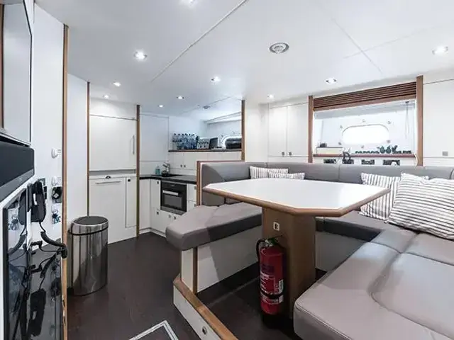 Sunseeker Yacht 131