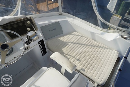 Tiara 3300 Flybridge