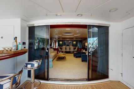 Crescent Raised Pilothouse