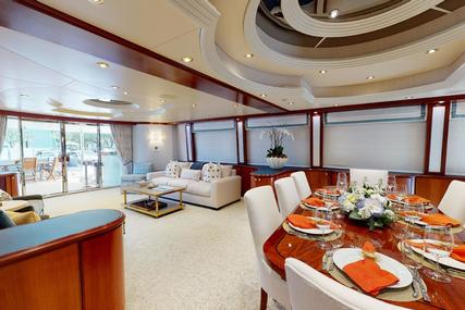 Crescent Raised Pilothouse