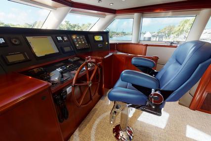 Crescent Raised Pilothouse