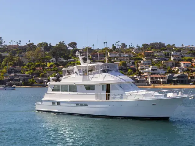 Hatteras Cockpit Motor Yacht