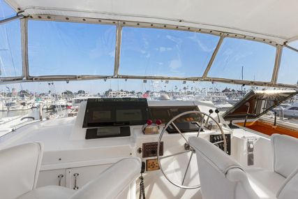 Hatteras Cockpit Motor Yacht