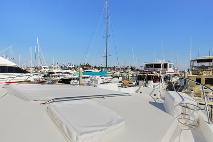 Hatteras Cockpit Motor Yacht