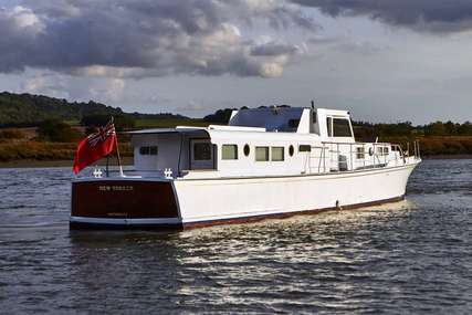 66ft. NEW YORK COMMUTER MOTOR YACHT