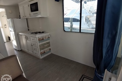 Catamaran Cruisers 1035 Houseboat