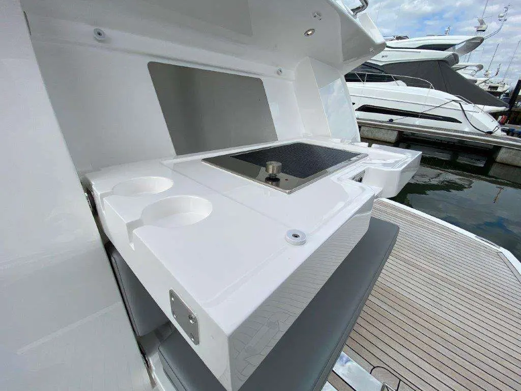 2019 Sunseeker predator 50