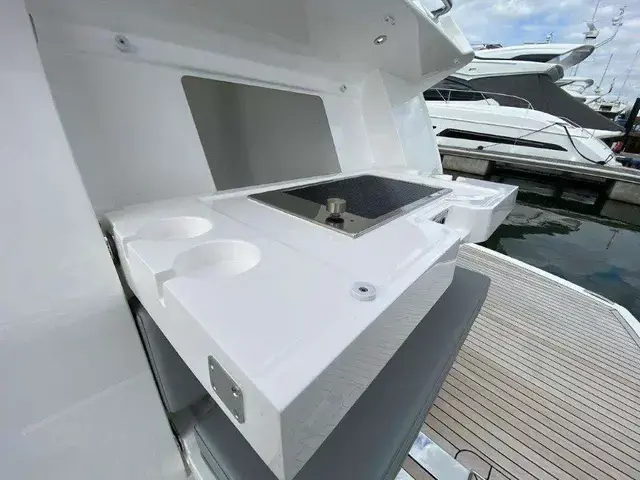 Sunseeker Predator 50