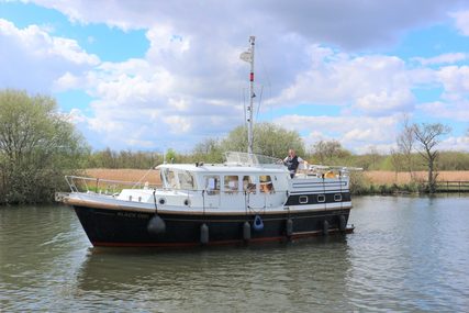 Aquanaut 1050AS Trawler