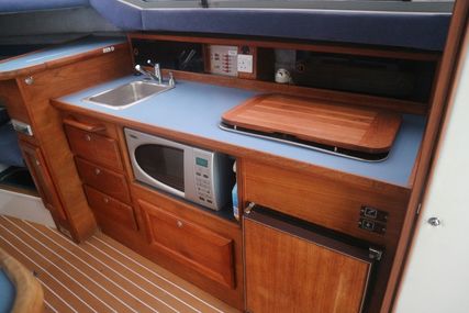 Bayliner 2556 Ciera Command Bridge