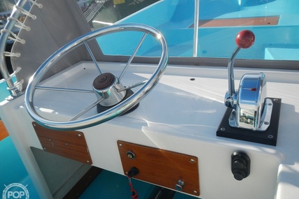 Boston Whaler Katama