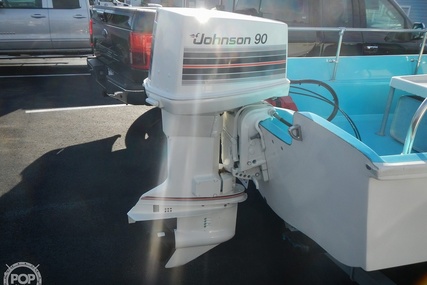 Boston Whaler Katama